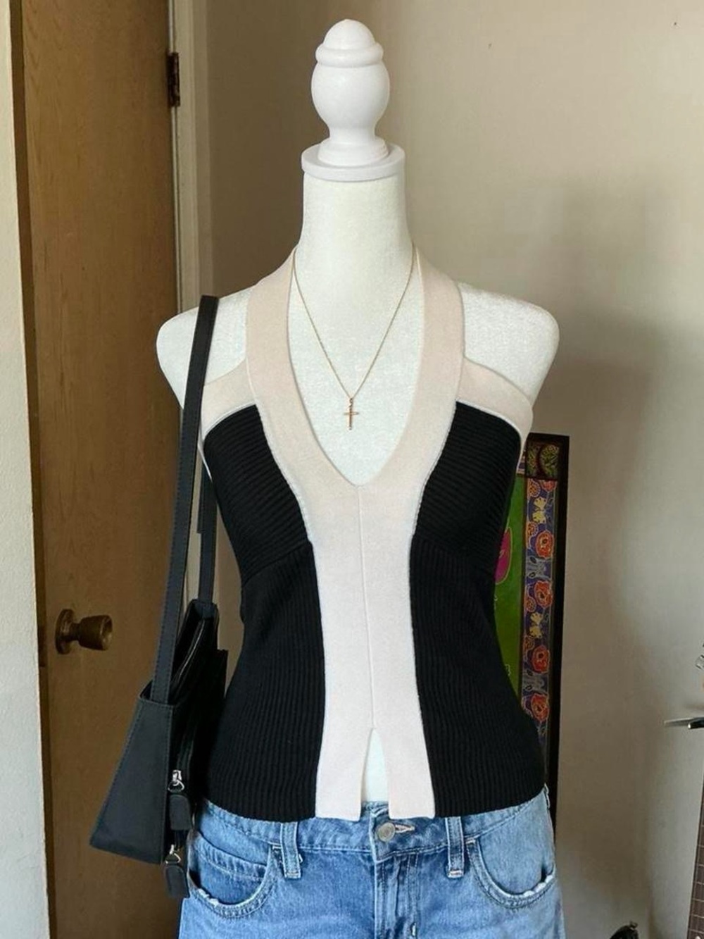 Bebe deadstock nwot black and white halter top